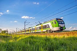 Stadler dostarczył już 35 pociągów FLIRT dla Kolei Mazowieckich